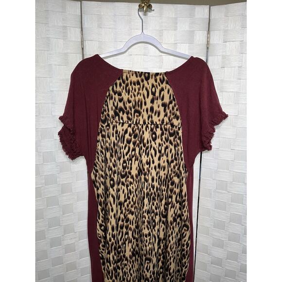 Umgee Womens Wine Animal Back Fishtail Scoop Tunic Dress Size Large Fall Boho - Picture 13 of 15